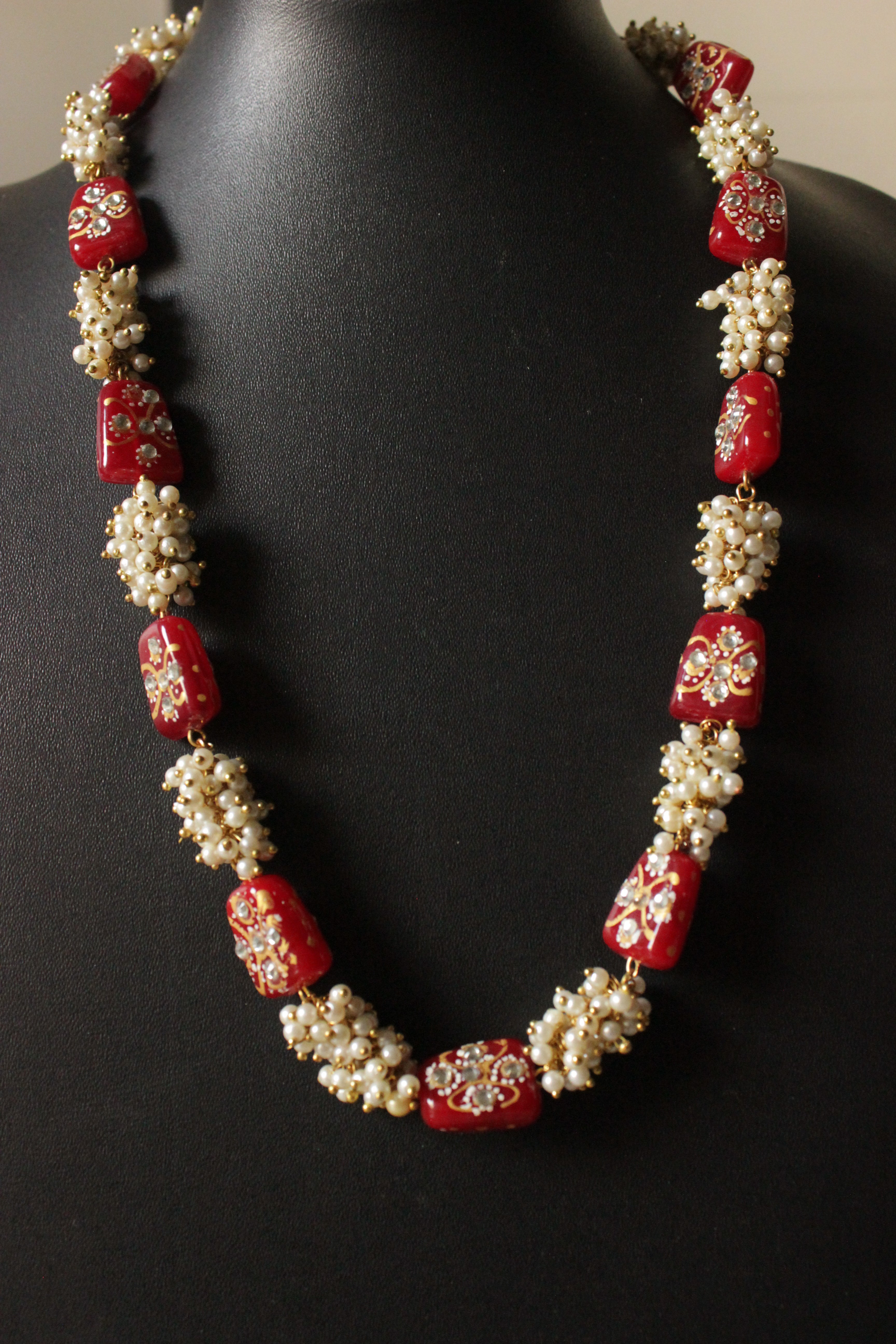 Meenakari Work Red Glass Beads and White Beads Adjustable Length Necklace Set