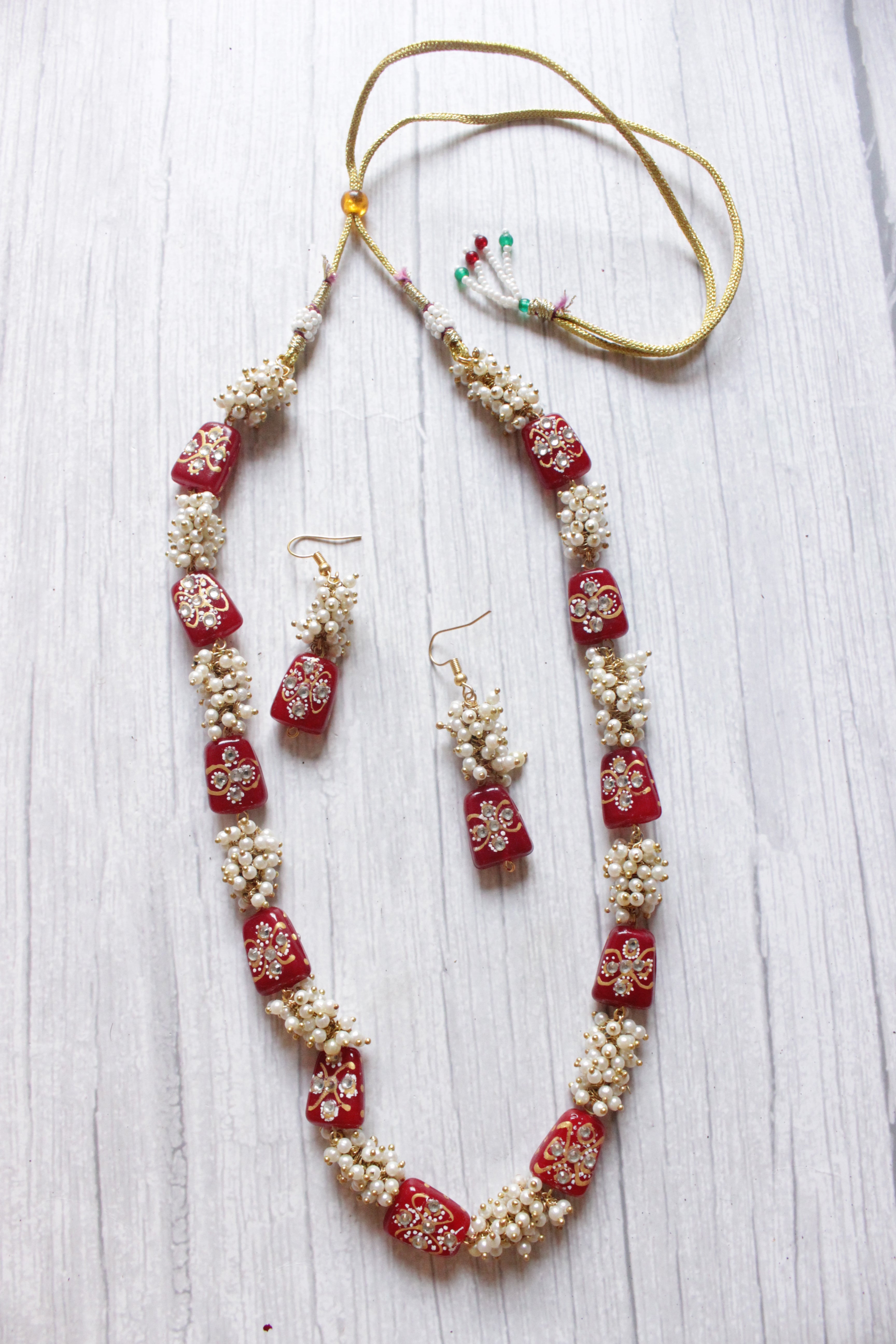 Meenakari Work Red Glass Beads and White Beads Adjustable Length Necklace Set