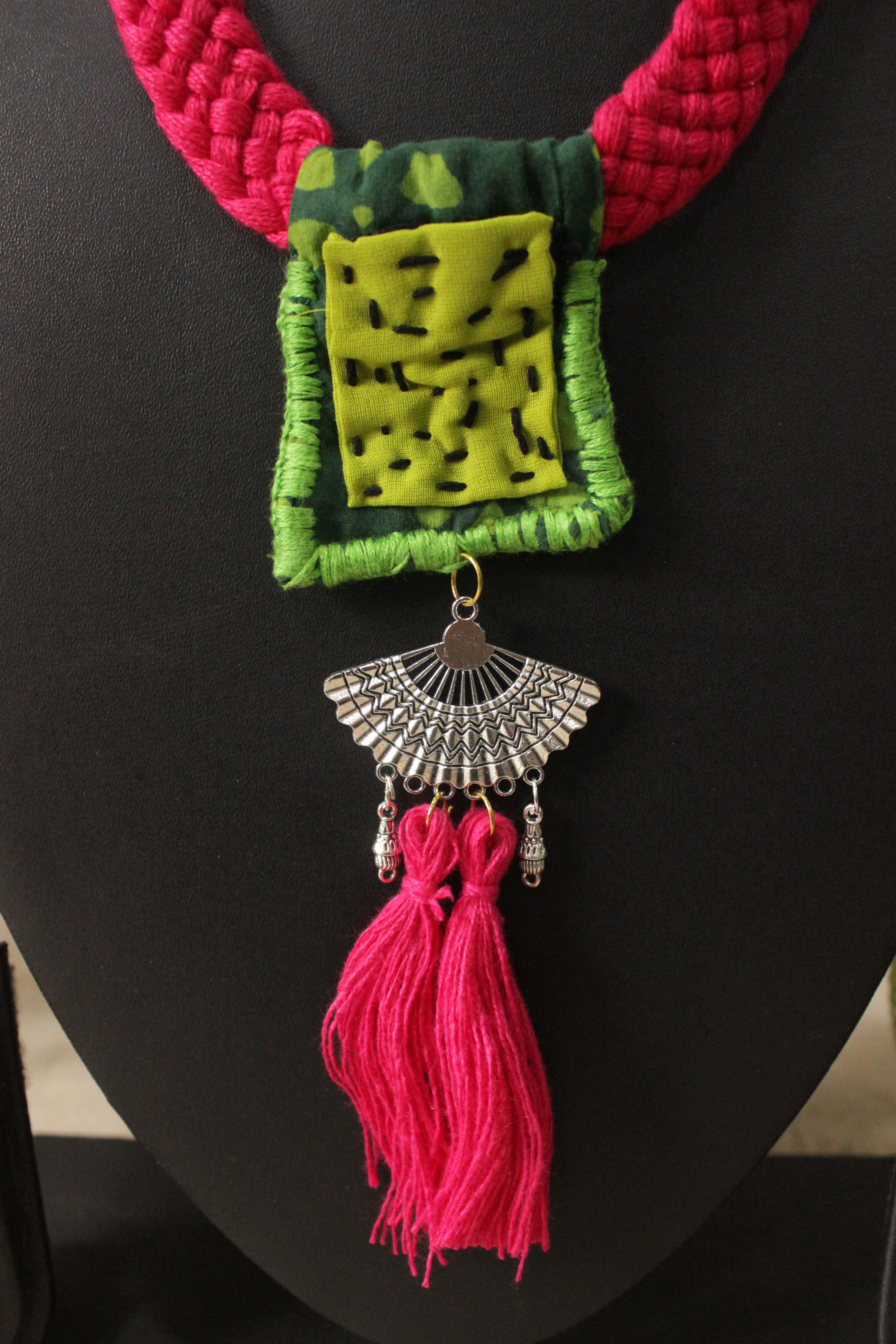 Hand Embroidered Shades of Green and Pink Dori Closure Necklace Set