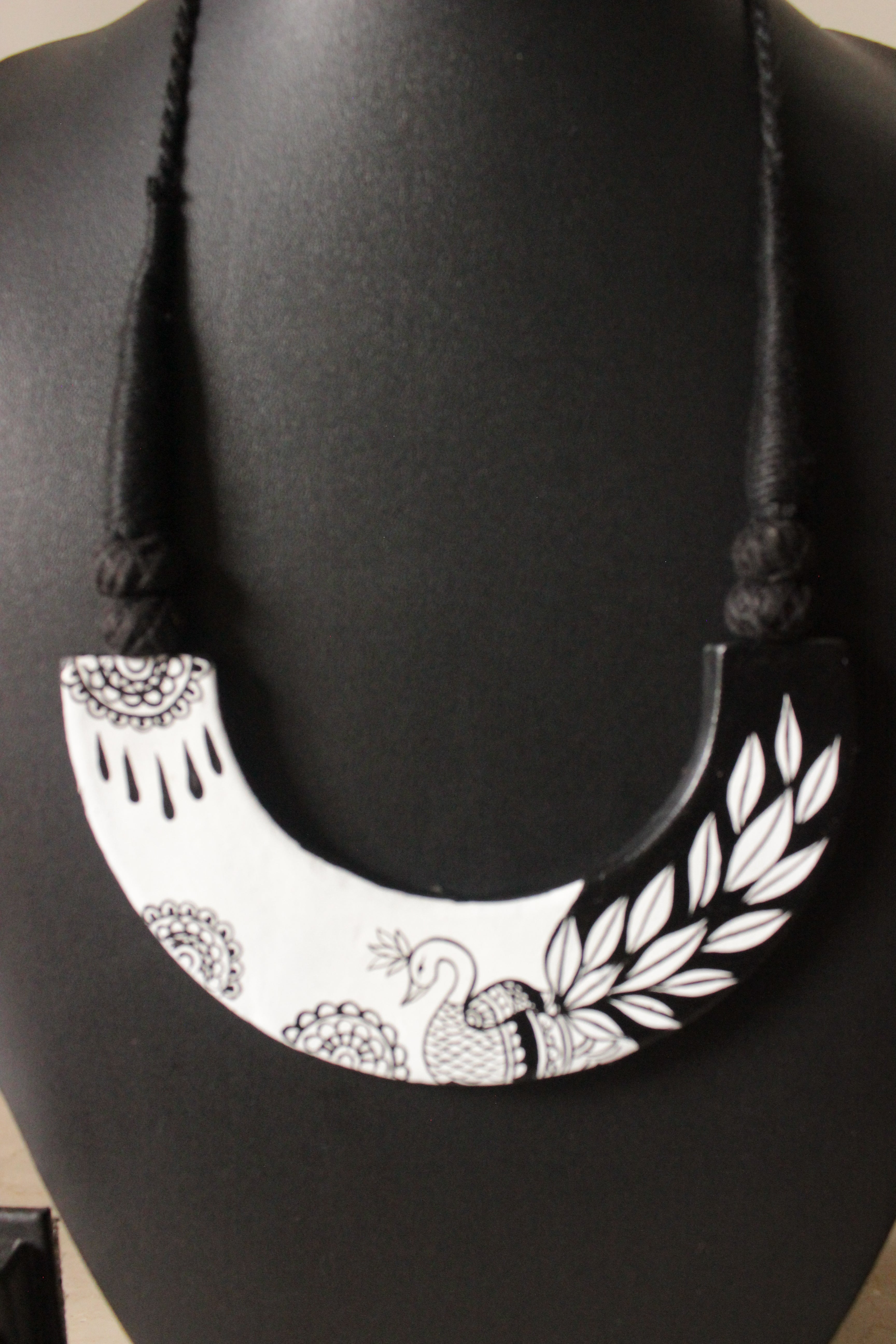 Monochrome Peacock Hand Painted Terracotta Clay Necklace Set with Adjustable Thread Closure
