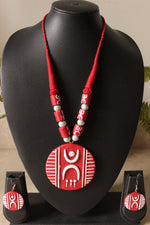 Load image into Gallery viewer, Red &amp; White Handcrafted Terracotta Clay Neklace Set with Adjustable Thread Closure
