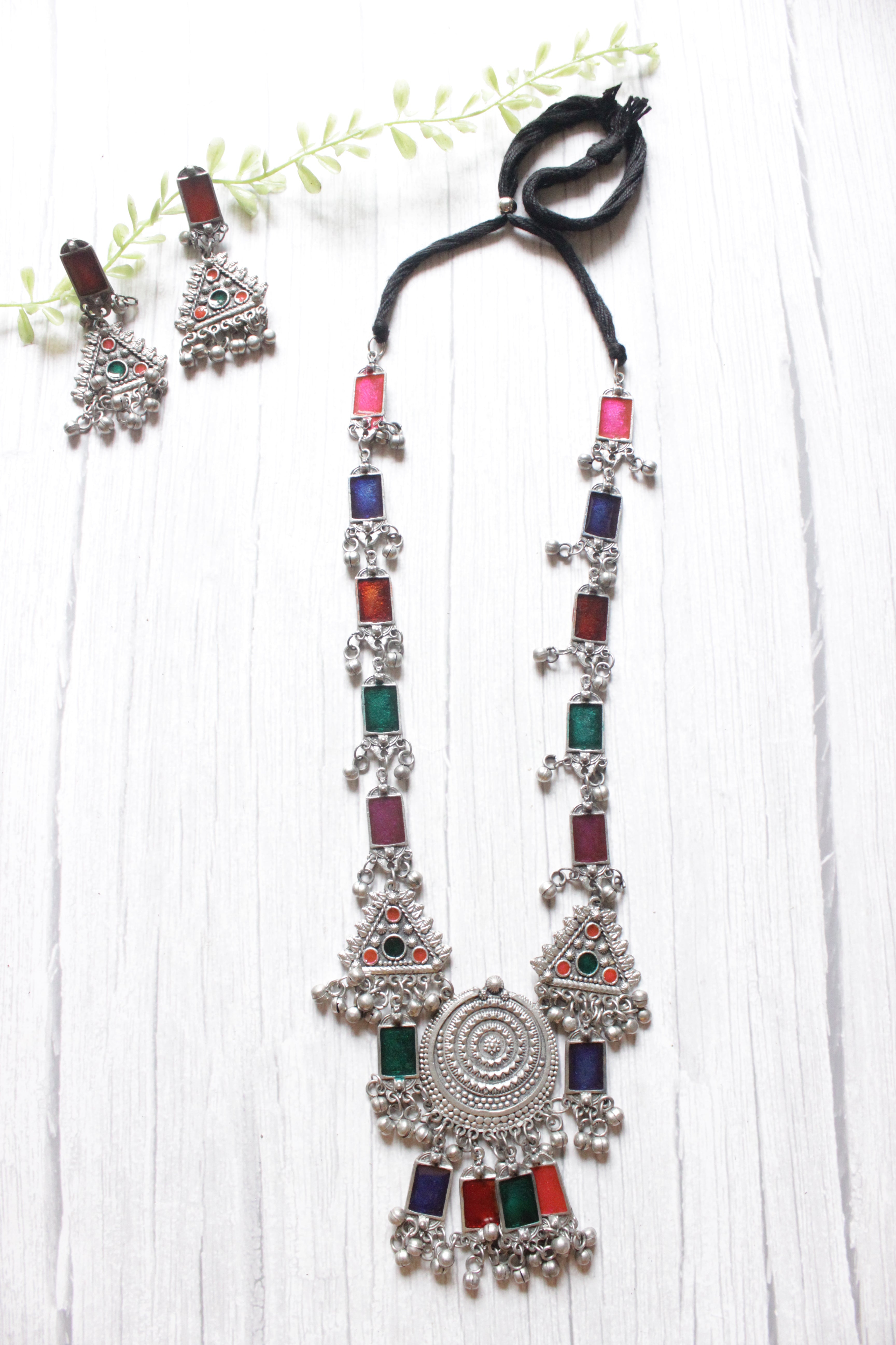 Multi-Color Enamel Painted Long Silver Finish Chain Necklace Set with Dori Closure