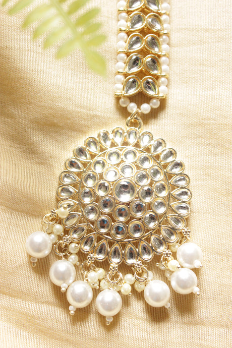 Kundan Stones Embedded Gold Toned Maang Tikka for Weddings
