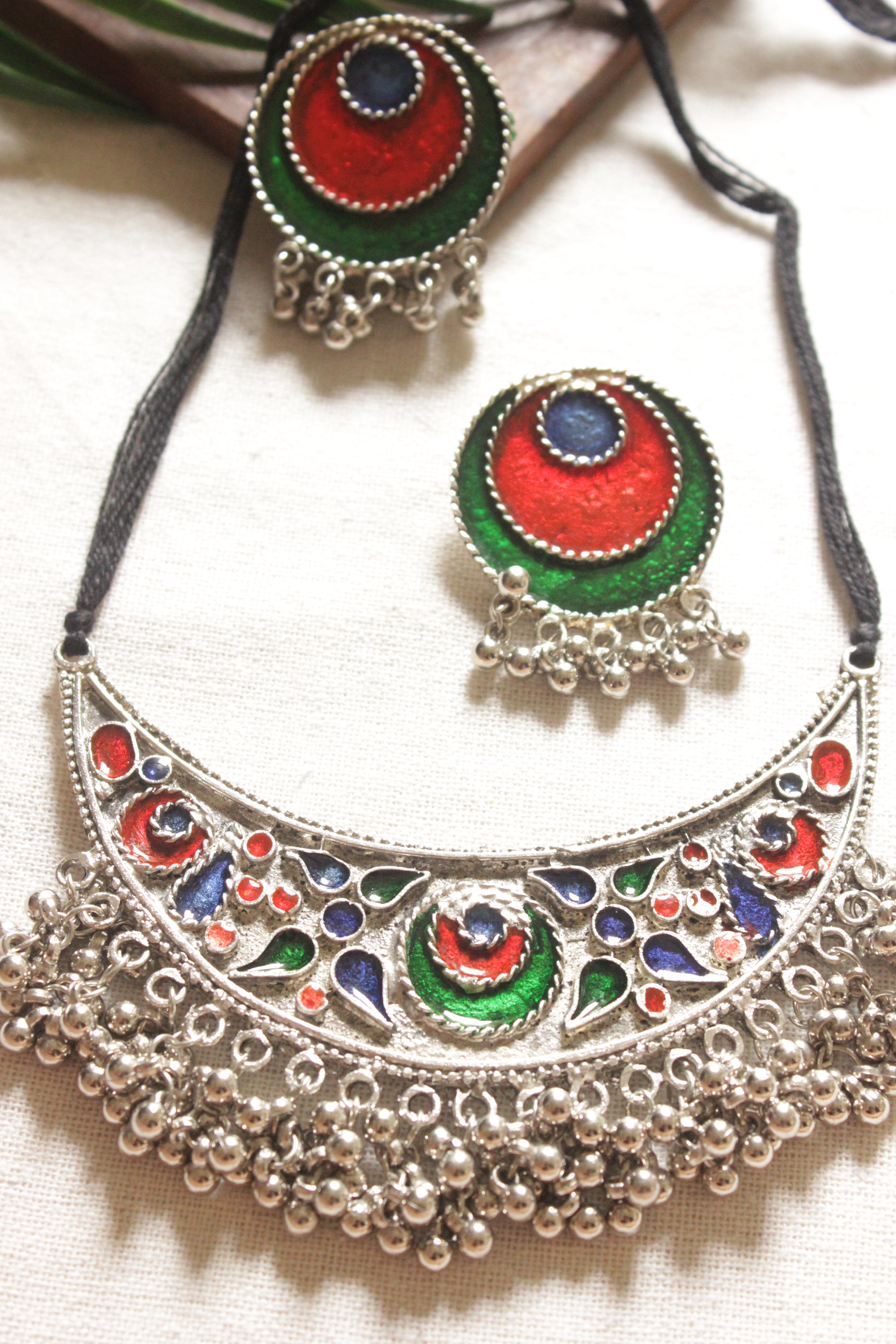 Green & Red Enamel Painted Silver Finish Adjustable Length Afghani Choker Necklace Set