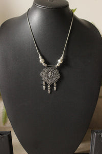 Ganesha Motif Oxidised Silver Finish Everyday Wear Chain Necklace