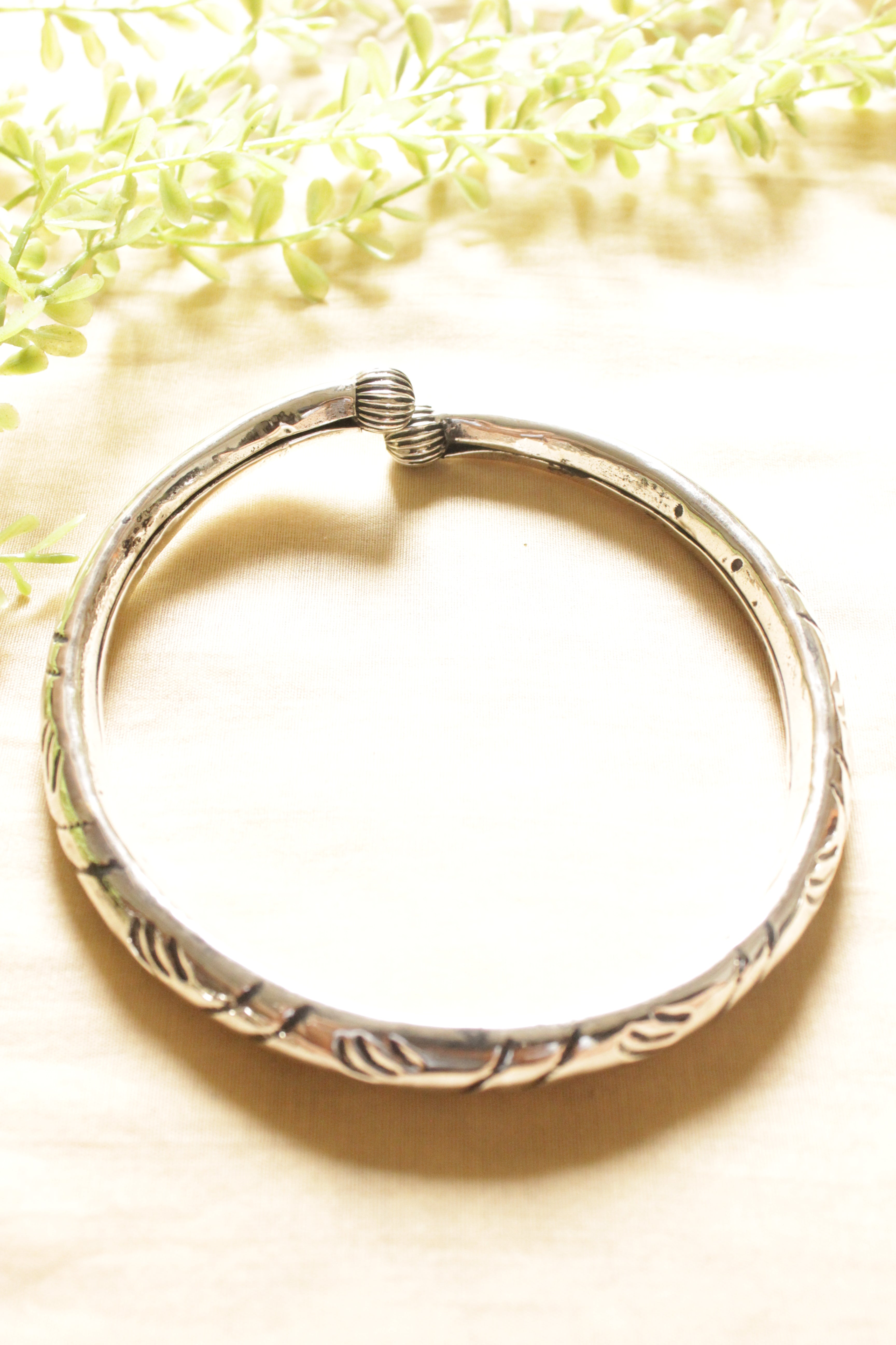 Set of 3 - Engraved Silver Hasli Necklace, 2 Bracelets and 2 Anklets