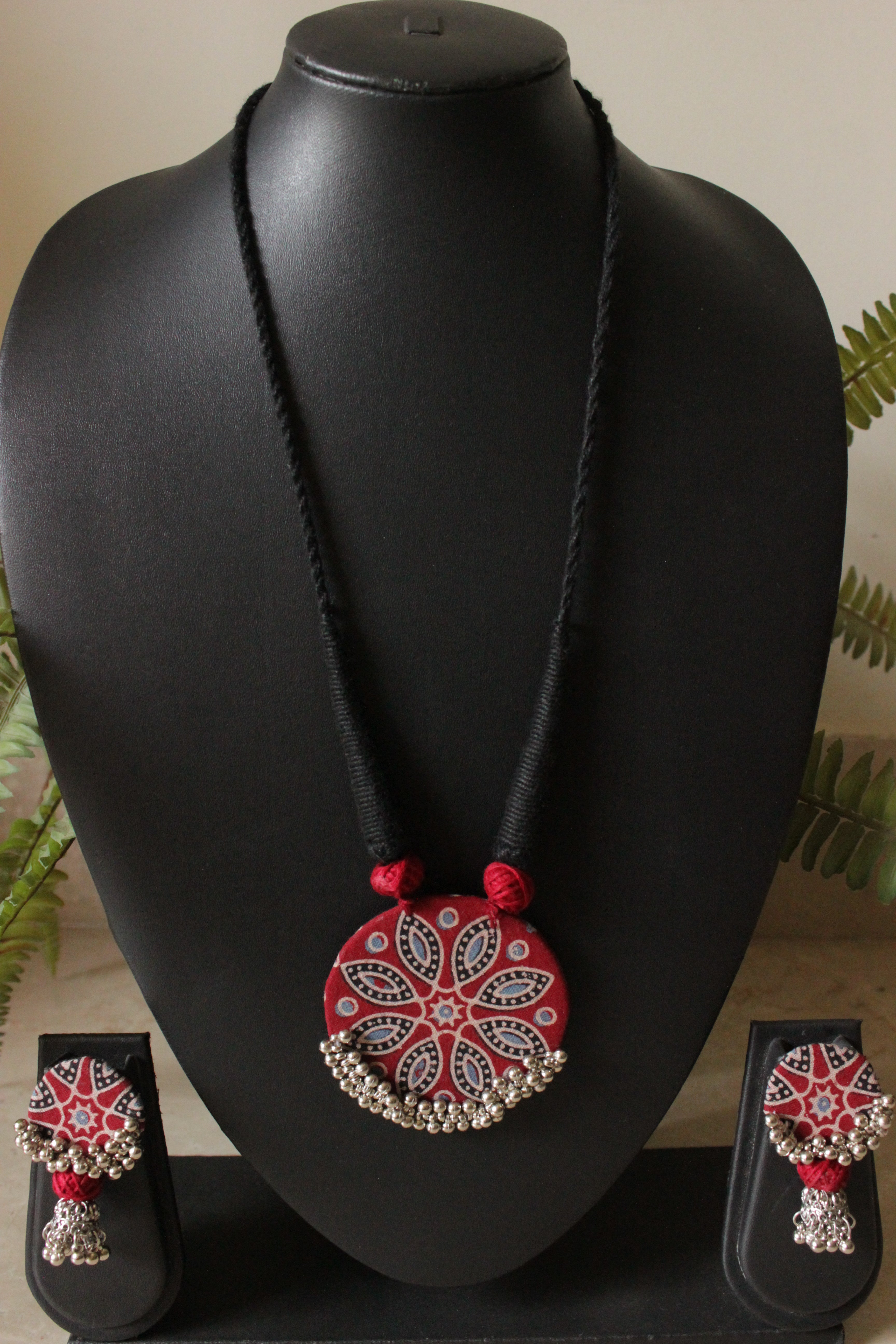 Block Printed Red Fabric Adjustable Thread Closure Necklace Set with Jhumka Earrings