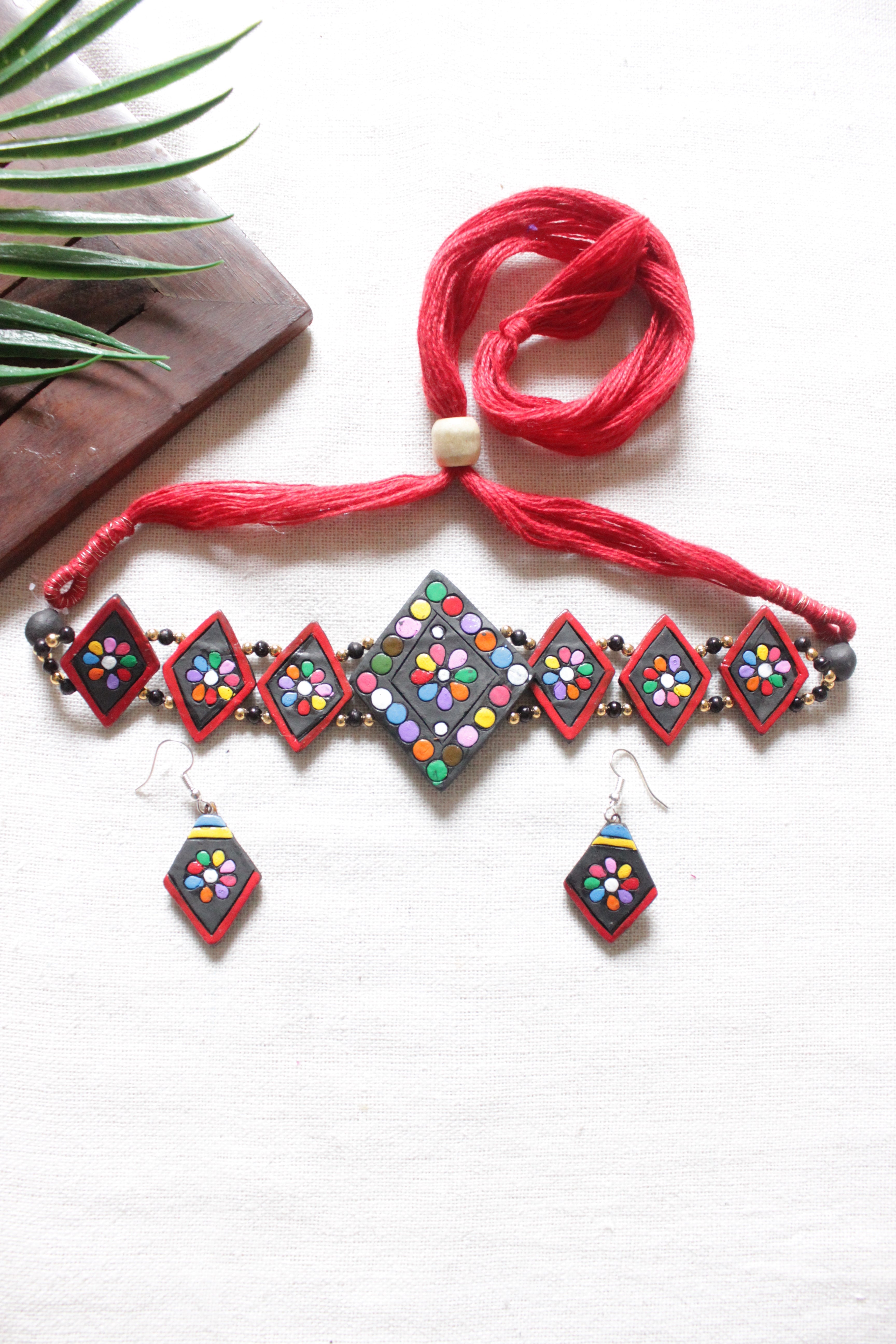 Black Terracotta Clay Hand Painted Adjustable Length Choker Necklace Set