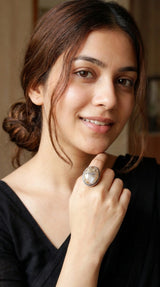 Shaded White & Brown Glass Stone Embedded Oxidised Finish Adjustable Ring