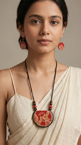 Red & Cream Hand-Painted Bird Motif Ceramic Necklace Set
