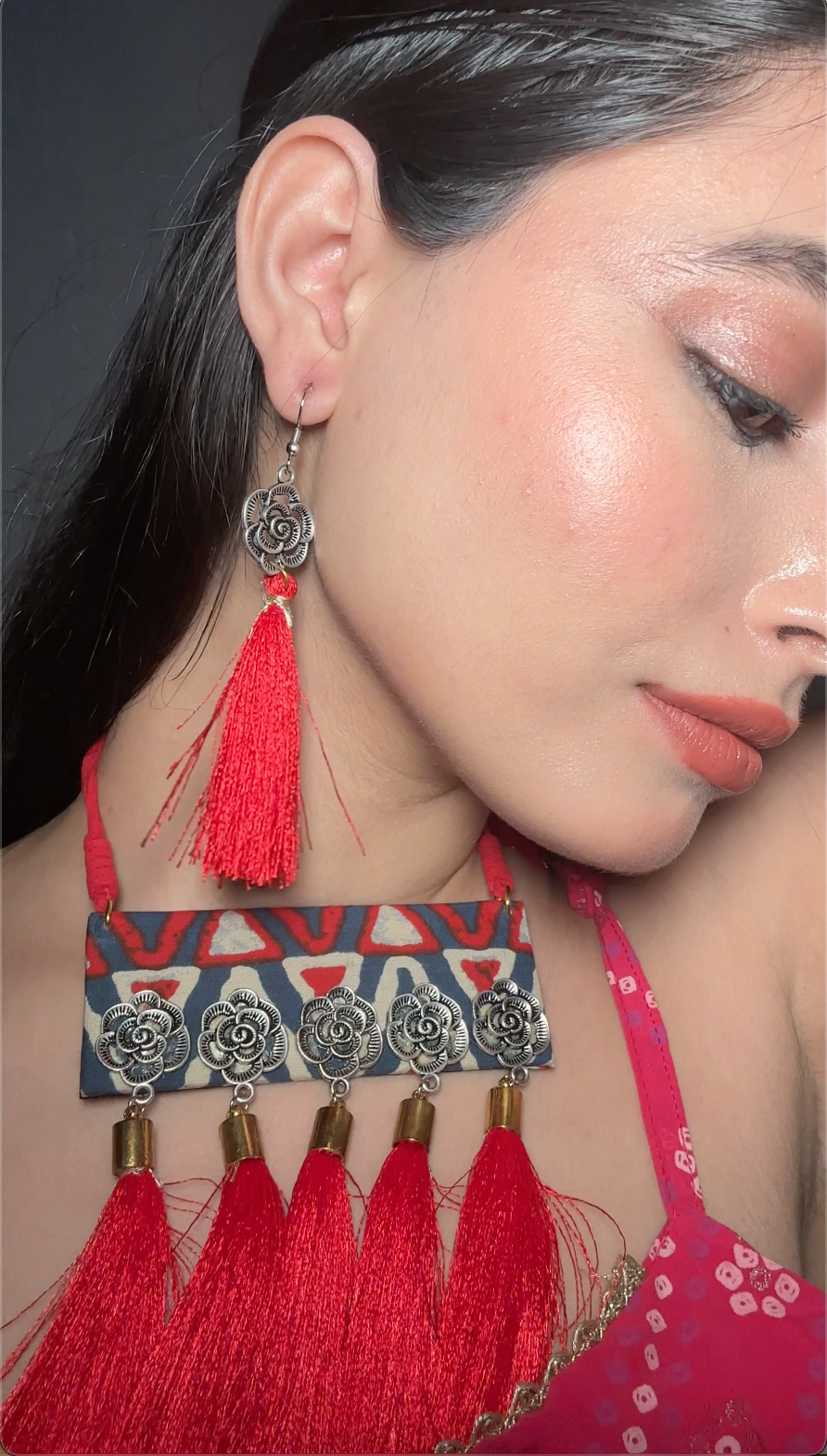 Indigo & Red Fabric Necklace Set with Thread Closure