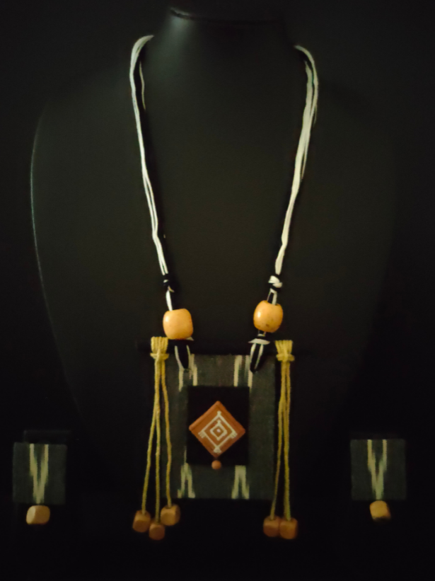 Grey Ikat Fabric Necklace Set with Wooden Beads Strands and Thread Closure