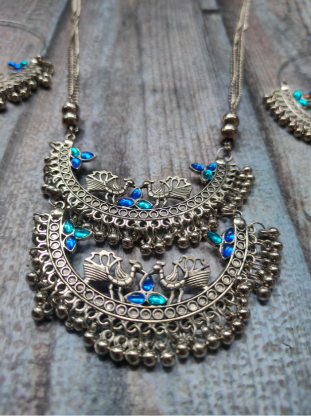 Long Chain Half-Moon Pendant Necklace with Chandbali Earrings