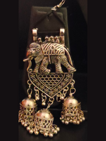 Load image into Gallery viewer, Elephant Earring with Multiple Jhumka Strands
