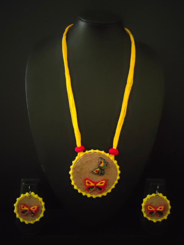 Handcrafted Jute and Fabric Necklace Set with Wooden Birds