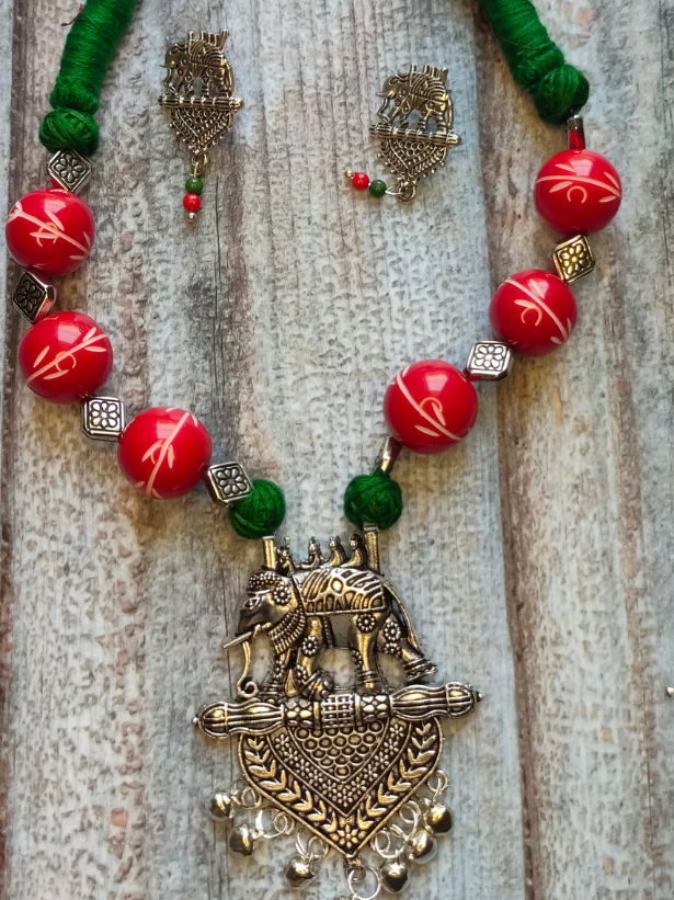 Elephant Motif Beaded Necklace Set