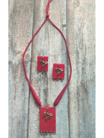 Load image into Gallery viewer, Red Fabric Necklace Set with Metal Leaves and Beads Detailing
