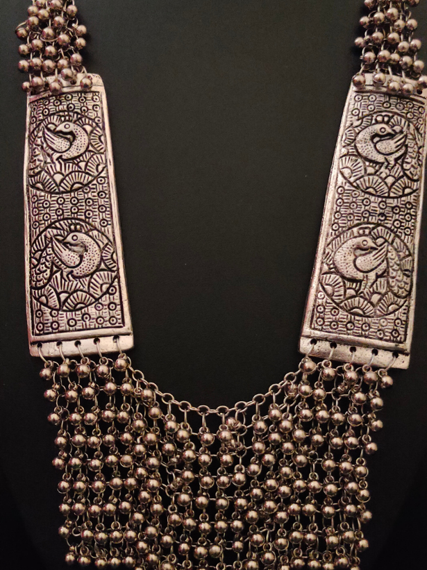 Metal Beads Necklace with Intricate Peacock Detailing