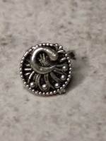 Load image into Gallery viewer, Three Peacock and Leaf Motifs Oxidized Silver-Plated Clip On Nosepin
