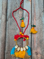 Load image into Gallery viewer, Threads and Shell Work Pendant Necklace Set with Bird Earrings
