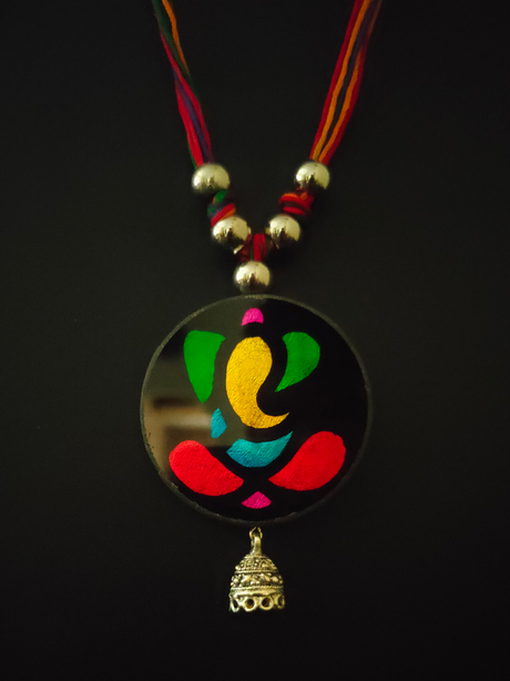 Hand Painted Ganesha on Glass Necklace Set with Thread Closure
