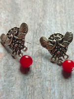 Load image into Gallery viewer, Red Glass Beads and Metal Pendant Necklace Set with Thread Closure
