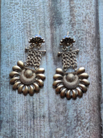 Load image into Gallery viewer, Oxidised Silver Long Mesh Flower Shaped Earrings

