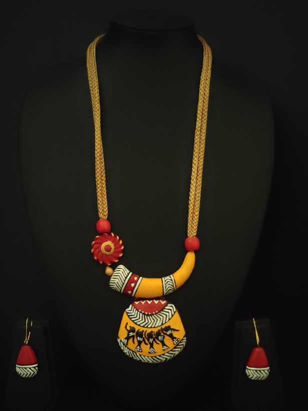 Tribal Motifs Red & Yellow Beaded Terracotta Necklace Set