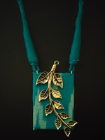 Load image into Gallery viewer, Ikat Printed Fabric Necklace Set with Metal Leaves Detailing
