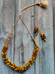 Golden Beaded Arcs Terracotta Necklace Set