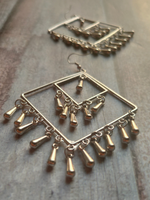 Load image into Gallery viewer, Concentric Squares Metal Dangler Earrings
