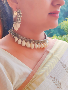 Hasli with Shells and Statement Hoop Earrings Necklace Set