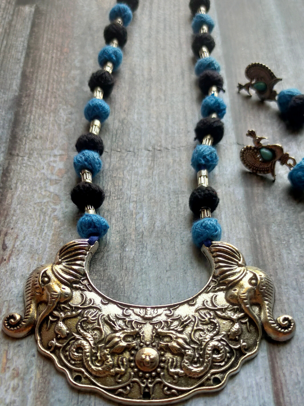 Statement Metal Pendant Fabric Beads Necklace Set