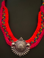 Load image into Gallery viewer, Red &amp; Pink Braided Fabric Threads Necklace Set with Hand-Painted Earrings

