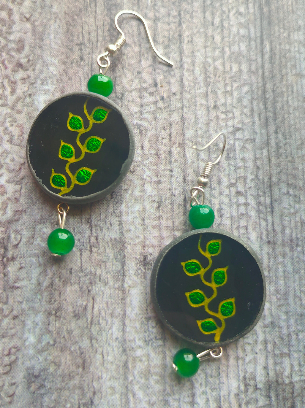 Hand Painted Leaf Motifs on Glass Necklace Set with Thread Closure