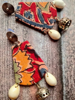 Load image into Gallery viewer, Multi-Color Kalamkari Fabric Shell Work Earrings
