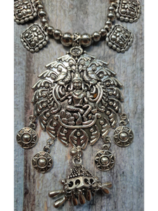 Elegant Long Chain Religious Motif Metal Necklace Set