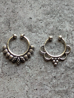 Load image into Gallery viewer, Two Oxidised Silver Septum Nosepins
