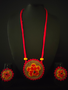 Handcrafted Jute and Fabric Necklace Set with Wooden Flowers