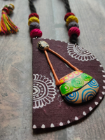 Load image into Gallery viewer, Hand-Painted Fabric and Clay Necklace Set with Fabric Beads

