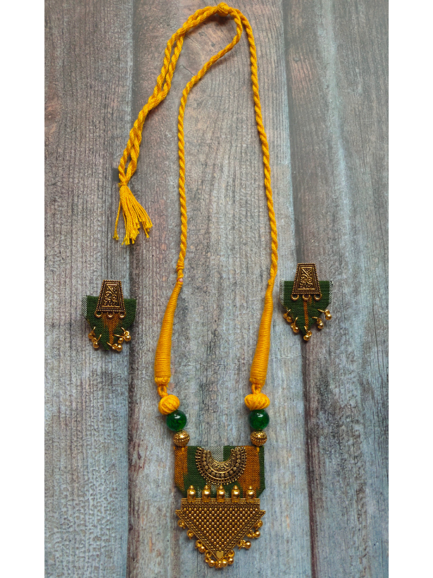 Yellow & Green Fabric and Antique Gold Finish Metal Pendant Necklace Set