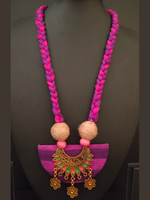Load image into Gallery viewer, Fabric and Antique Gold Finish Metal Pendant Necklace Set with Braided Threads Closure
