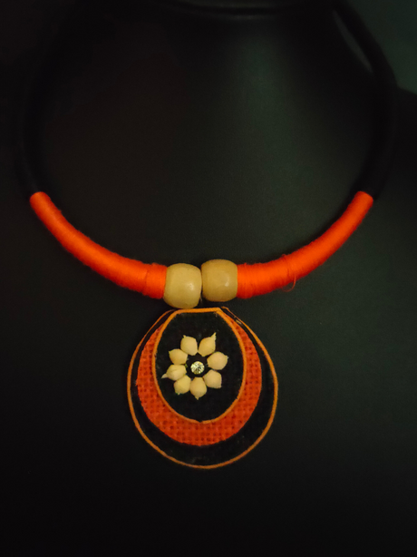 Minimalist Elegant Orange & Black Jute Necklace Set with Thread Closure