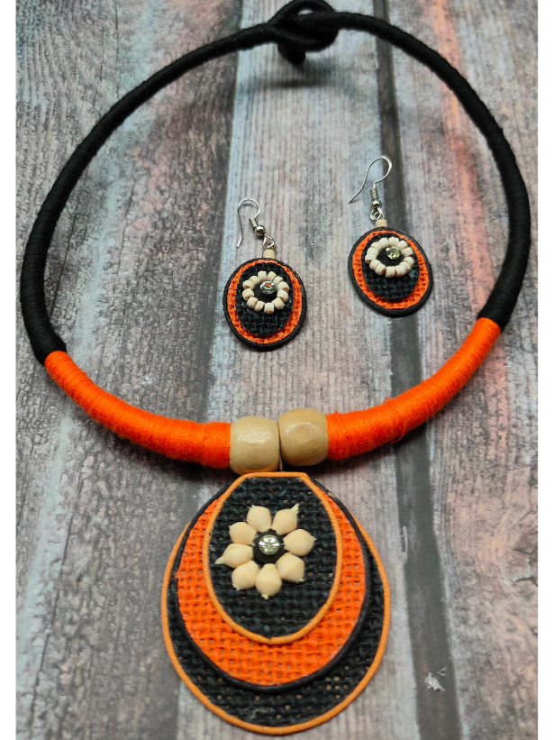 Minimalist Elegant Orange & Black Jute Necklace Set with Thread Closure