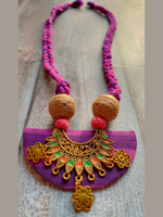 Load image into Gallery viewer, Fabric and Antique Gold Finish Metal Pendant Necklace Set with Braided Threads Closure
