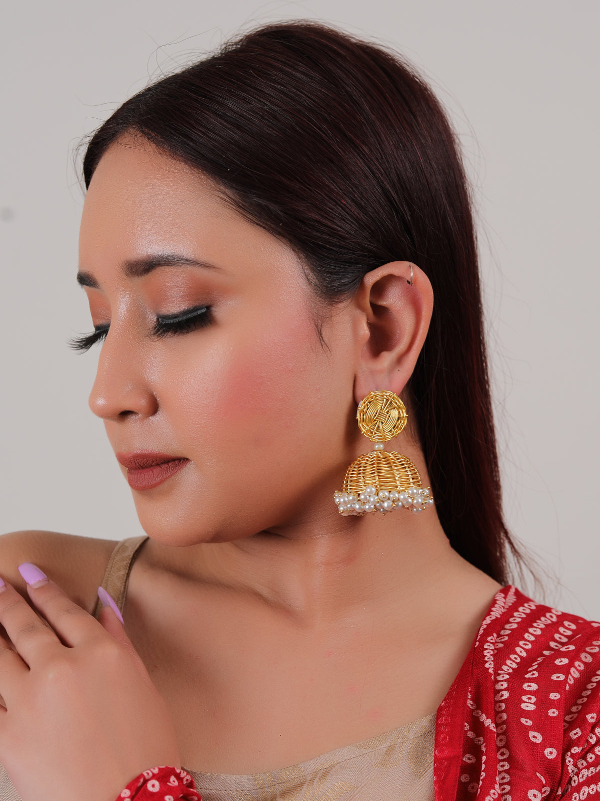 Wired Mesh Gold Toned Jhumka Earrings
