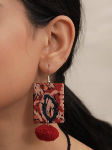 Handcrafted Kalamkari Fabric Necklace Set with Pom Pom