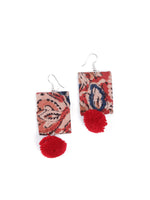Load image into Gallery viewer, Handcrafted Kalamkari Fabric Necklace Set with Pom Pom
