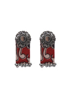 Load image into Gallery viewer, Beige and Red Kalamkari Fabric Mirror Earrings
