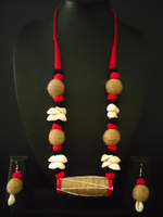 Load image into Gallery viewer, Fabric and Jute Beads Dholak. Necklace Set with Shells
